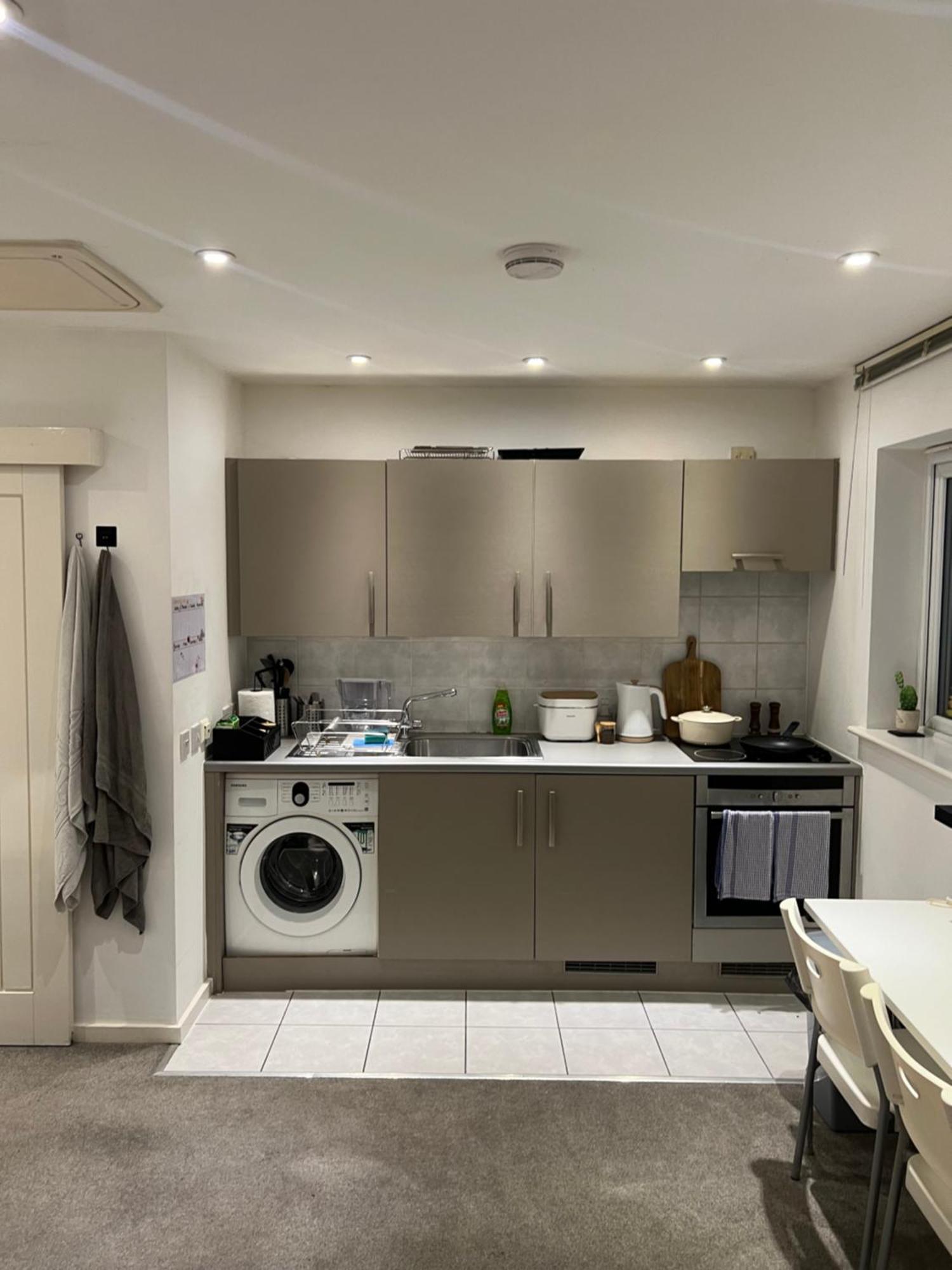 Apartemen Riverside Modern *